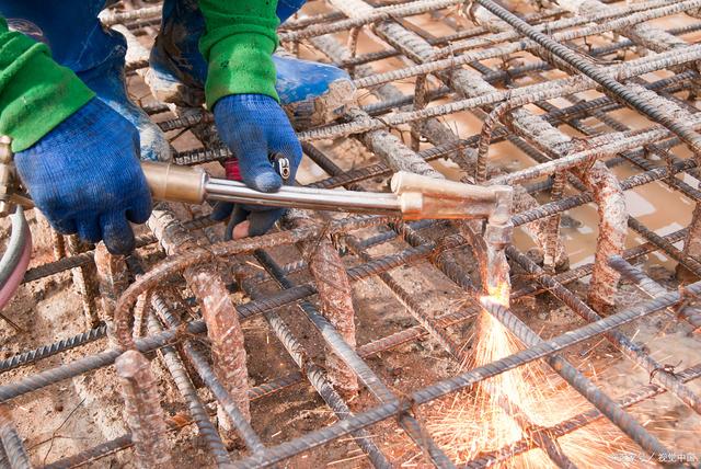 汽車配件安裝指南 如何正確安裝機械錨栓，確保穩固與安全